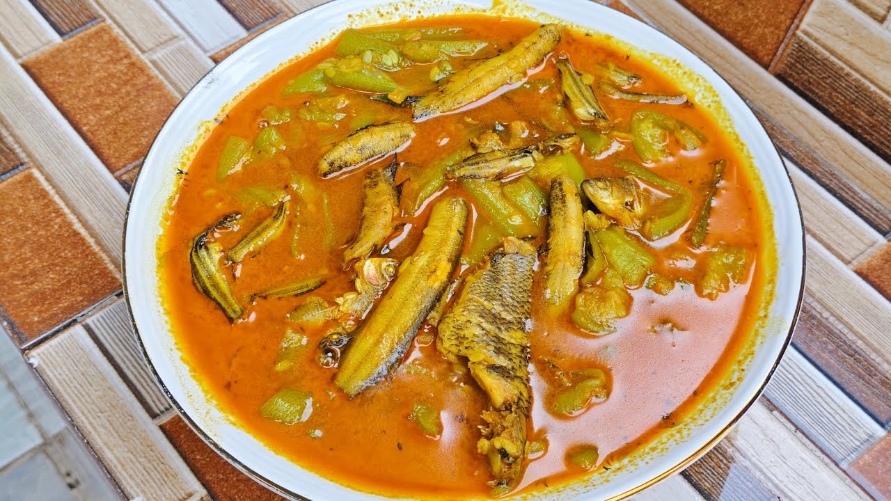 ধুন্দুল দিয়ে গুড়া মাছ রান্না।😋😋