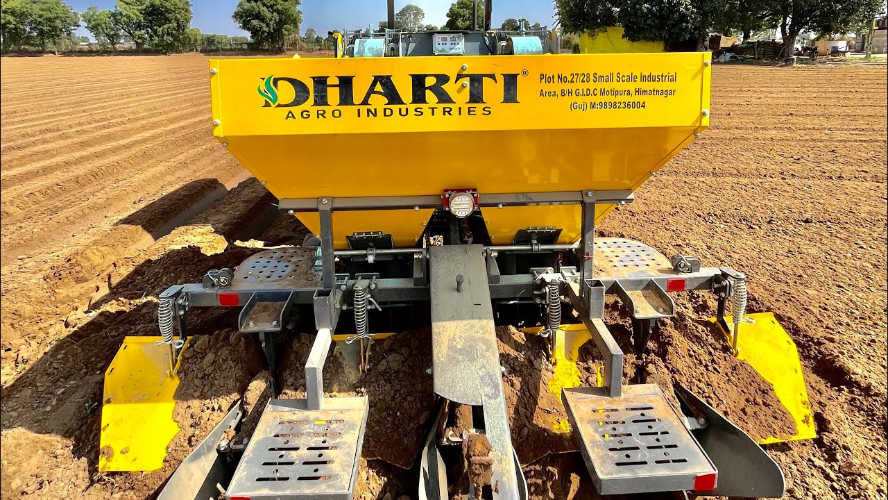 Dharti agro Industries. Dharti outometik potato planter