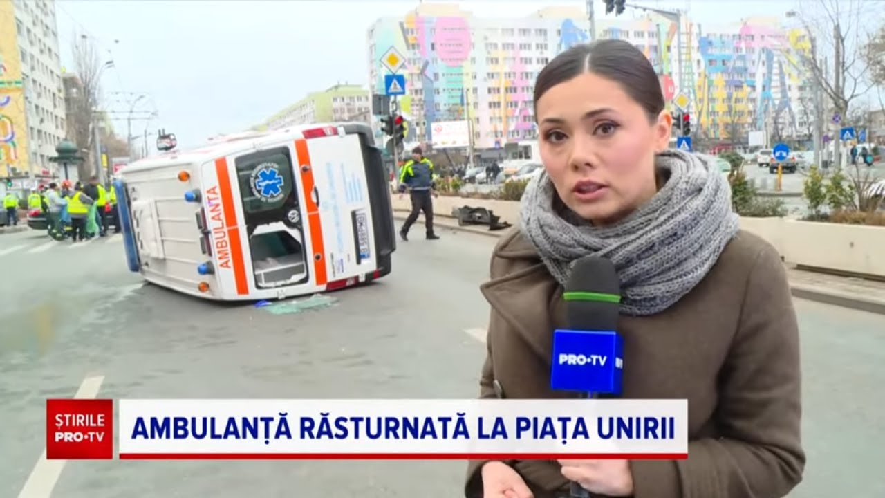 Cum s-a produs accidentul în care o ambulanță a fost lovită de o mașină care nu a acordat prioritate