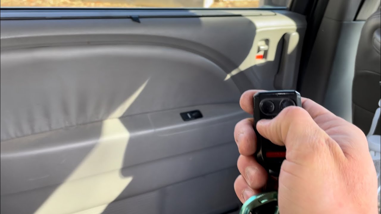 $0.00 fix for driver sliding door won’t open/close - 2005-2010 Honda Odyssey (fuel fill door switch)