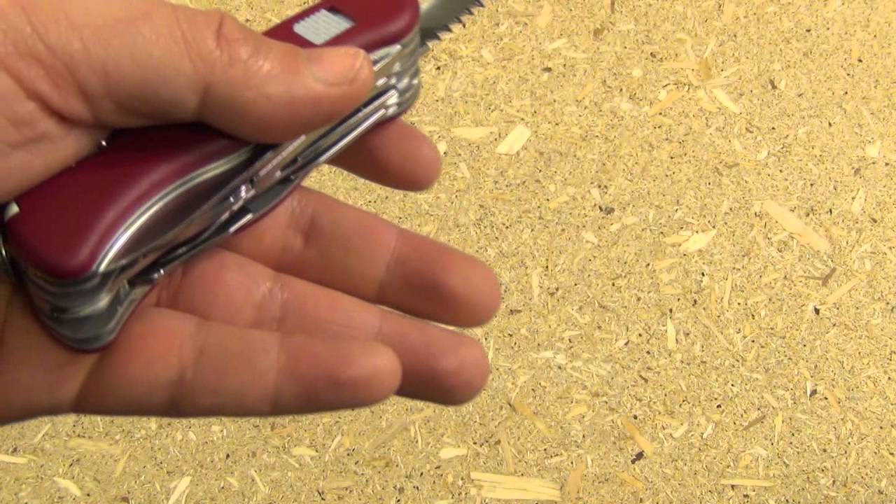 Victorinox Workchamp Swiss Army Knife Review