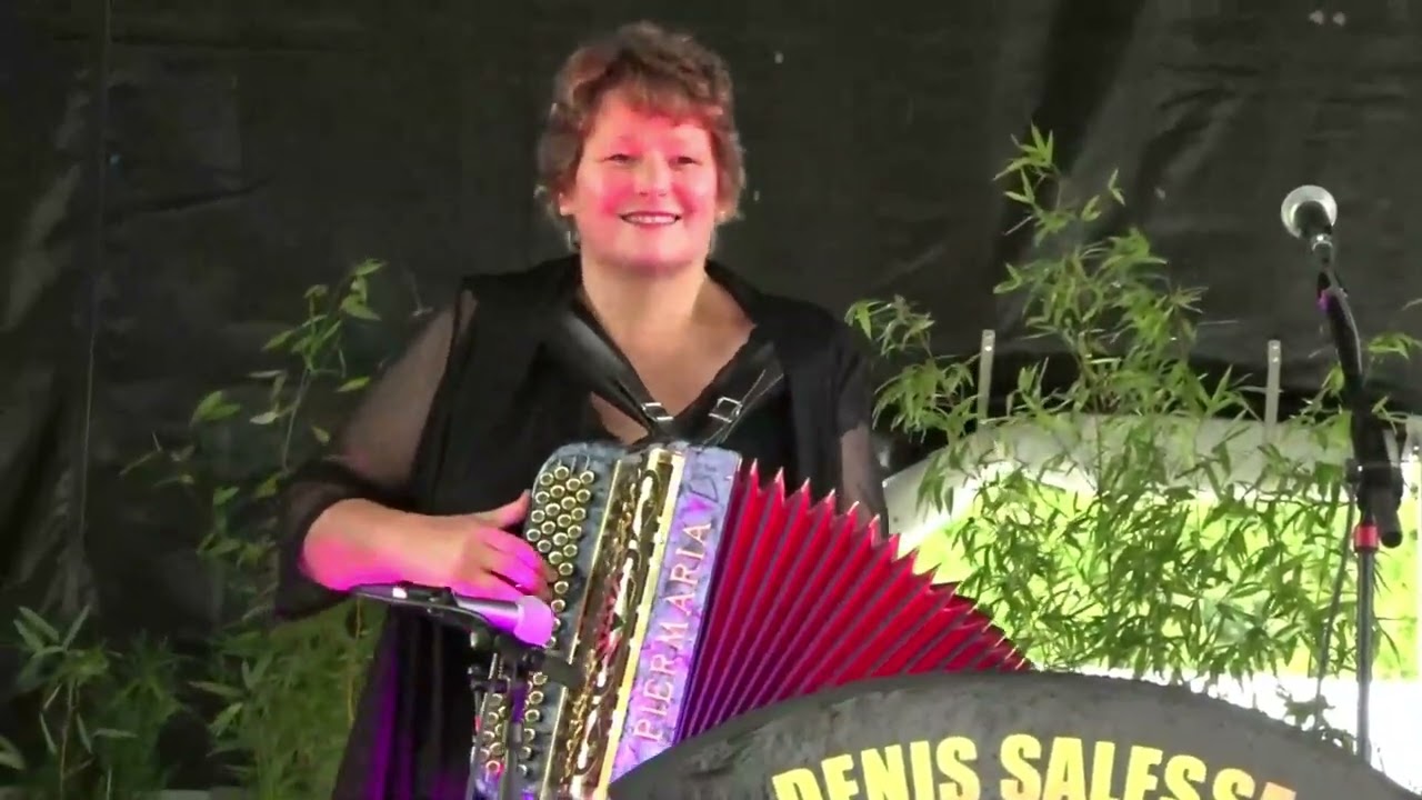 Karine FONTAINE Voulême aout 2023  Samba