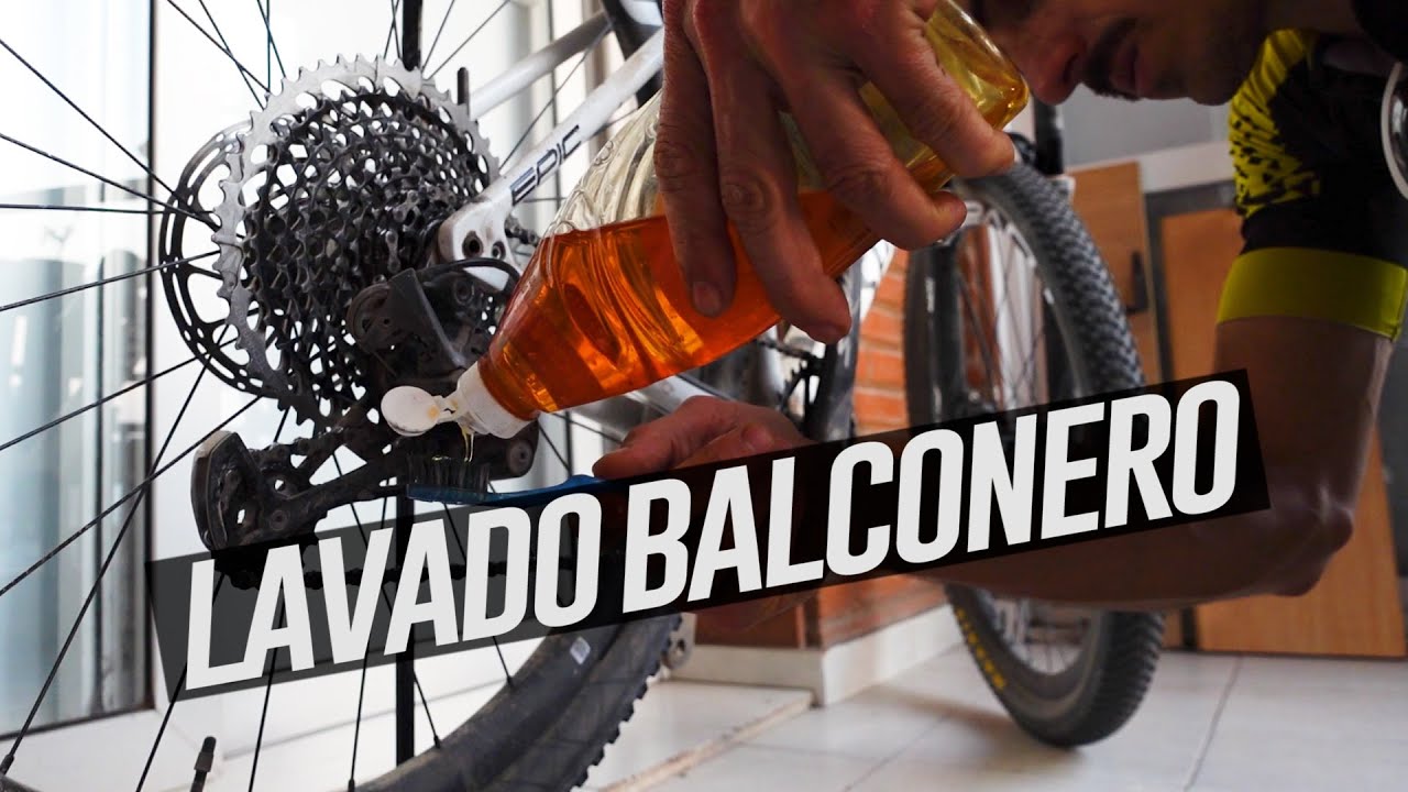 MANTENIMIENTO | Cómo lavar la bici en el balcón