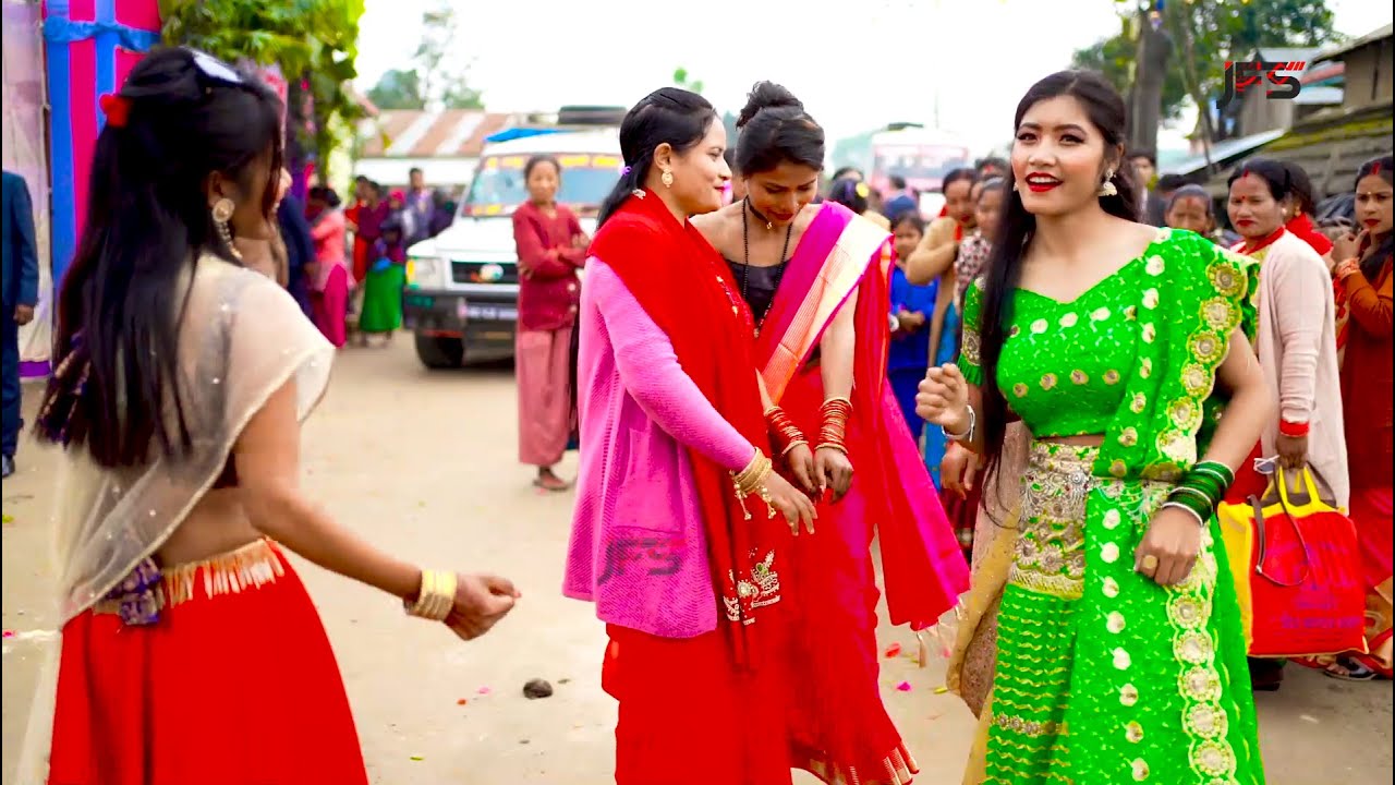 THARU WEDDING DANCE || TAKI TAKI Hindi song || JAY FILMS STUDIO