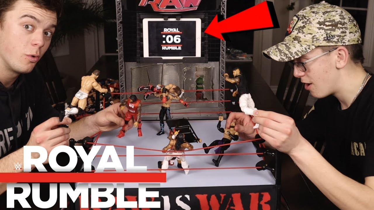 Матч фигурок WWE «Королевская битва»!