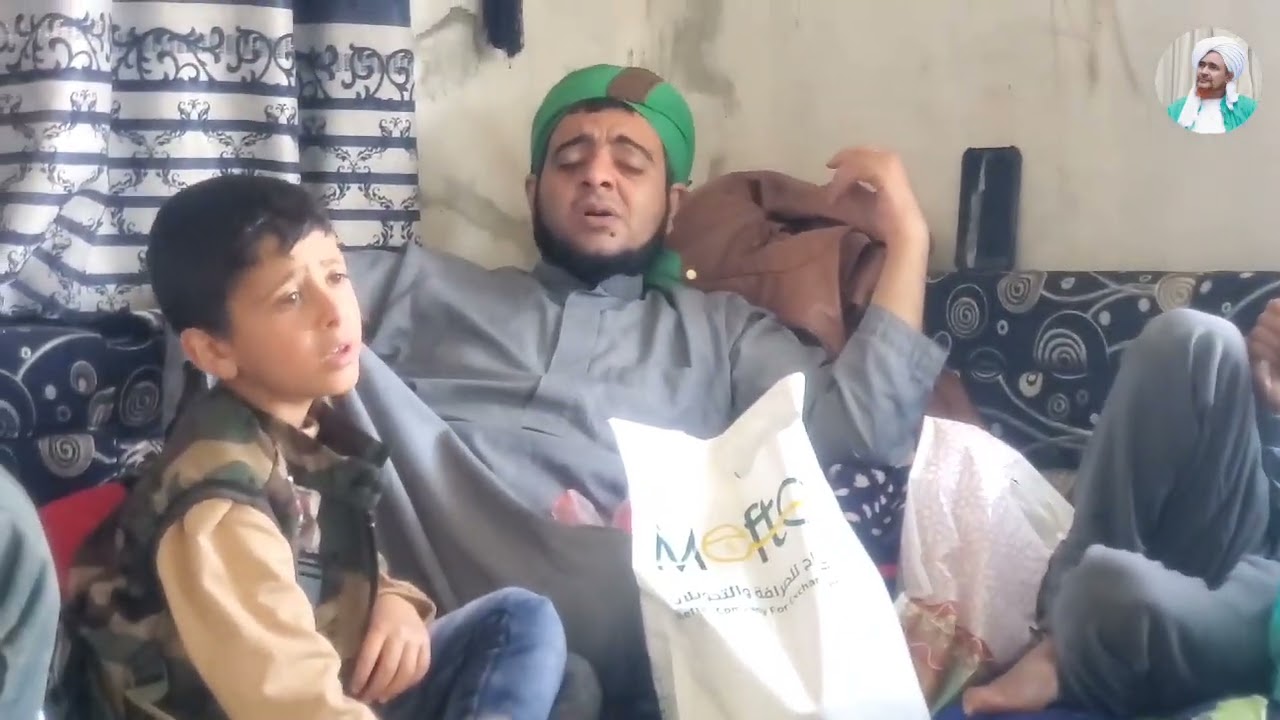 (تحميده) يامن يراني ولا اراه + (جلاله) الم تنظرو انتم لحالي 