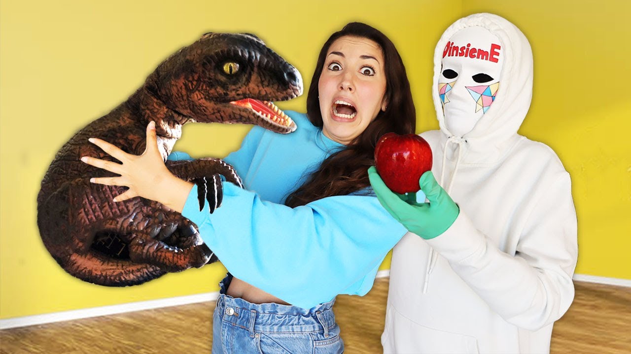 TROVA I DINOSAURI NASCOSTI IN CASA NOSTRA DAL DOTTOR TIMOTI! *Maxi Dinosauri Flex Animals Skifidol*