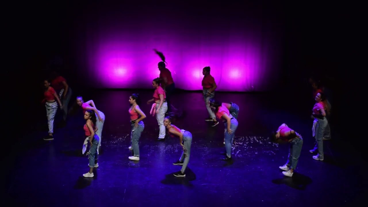 JENNIFER LÓPEZ - GRUPOS DE COMMERCIAL