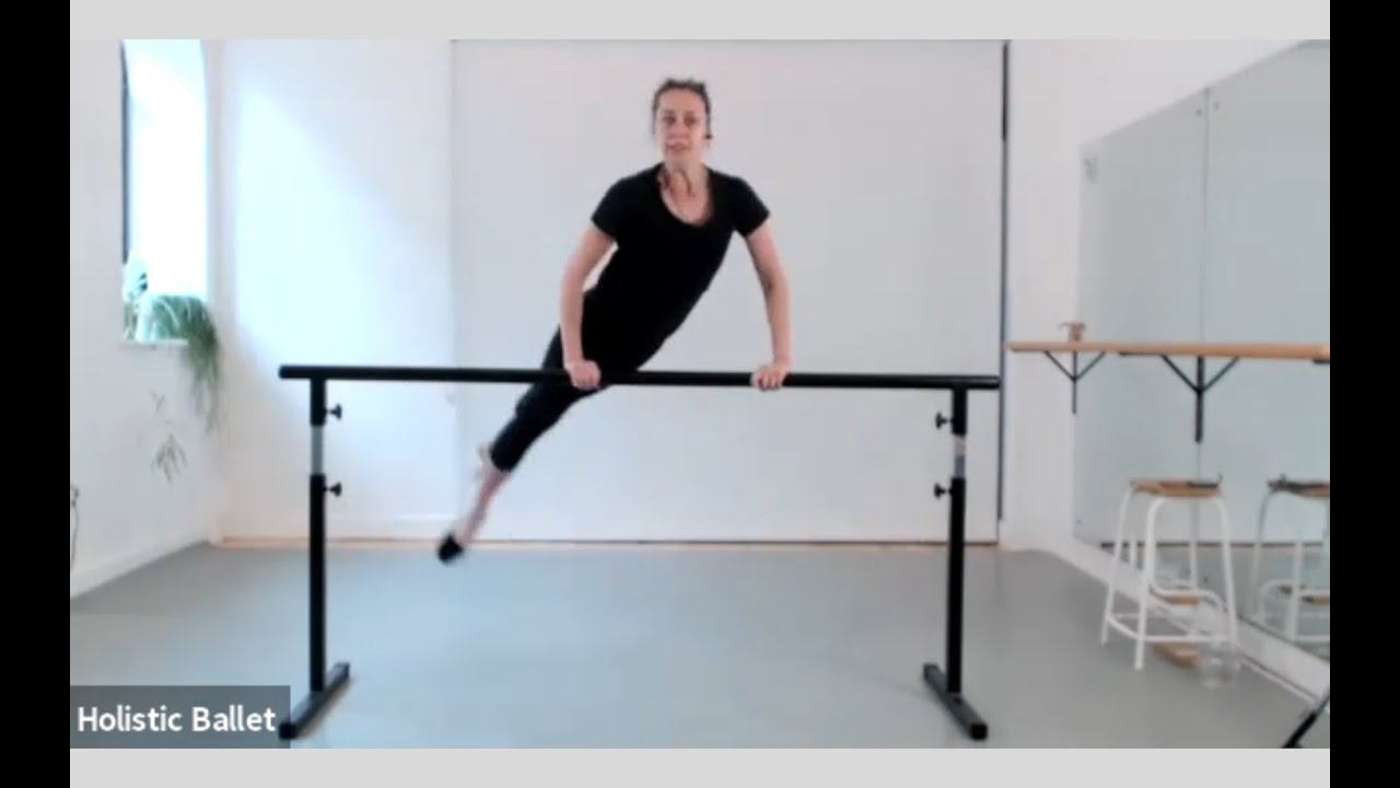 Entrelac&eacute; Practise at the Barre