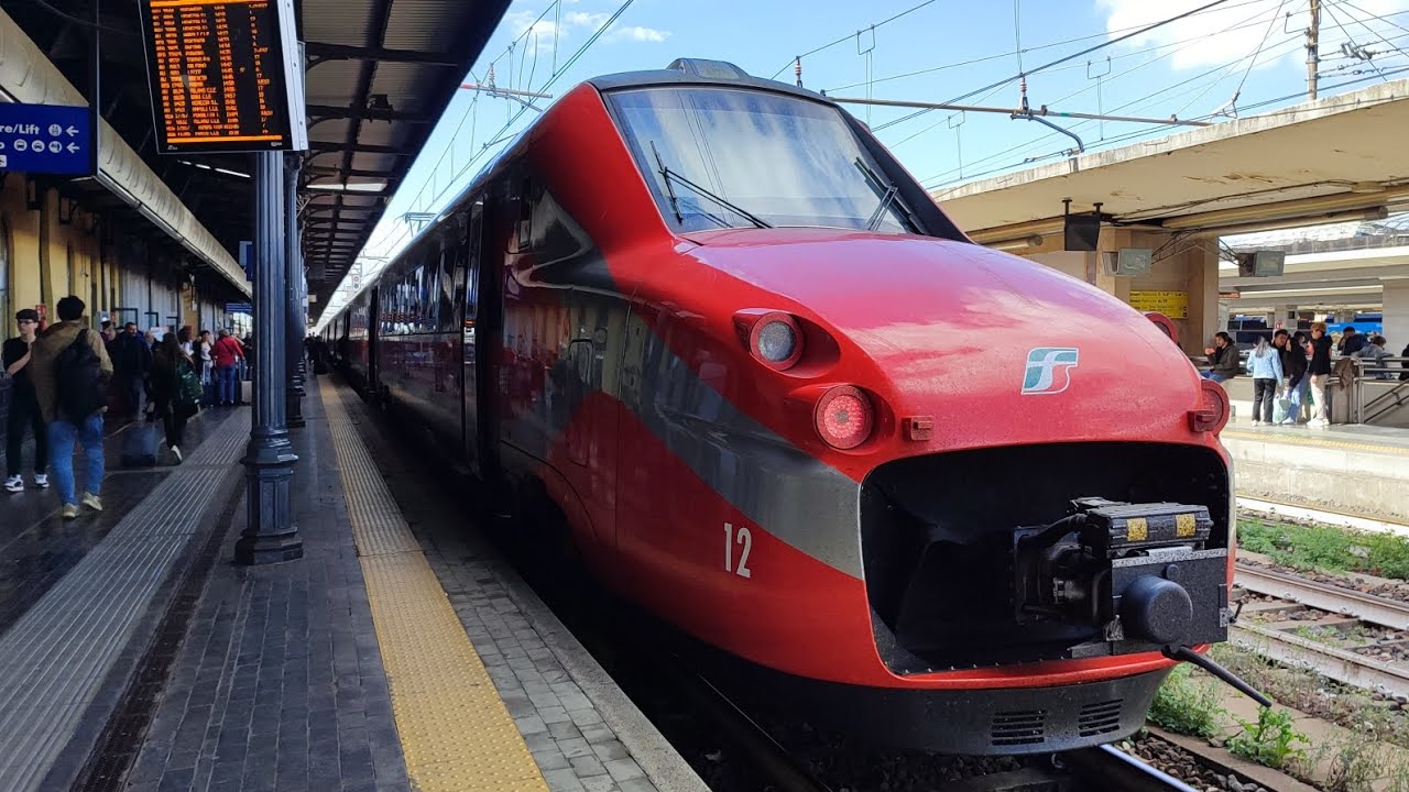 ALTA VELOCIT&Agrave; FRECCIAROSSA ETR700: ES*8816 LECCE-VENEZIA S.L. IN ARRIVO A BOLOGNA CENTRALE!