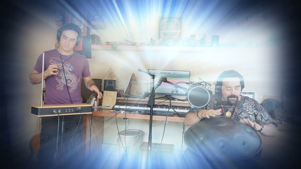 SONIDOS DE LA QUINTA DIMENSIÓN - ÁLVARO SALDAÑA E IVAN DONALSON - THEREMIN - HANDPAN