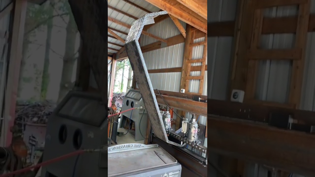 DIY press brake for a small fab shop #chiassonsmoke #diyprojects #fabrication @Swagoffroad