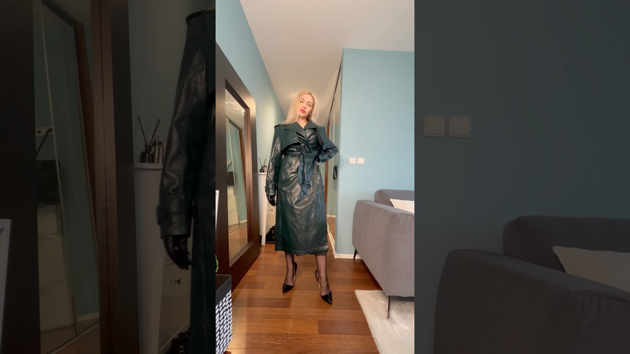 One of my favorite leather coat😈😮&zwj;💨