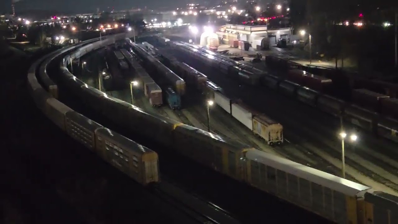 As i begin my journey up the Qb bridge start to film ...Boyd Ave. 