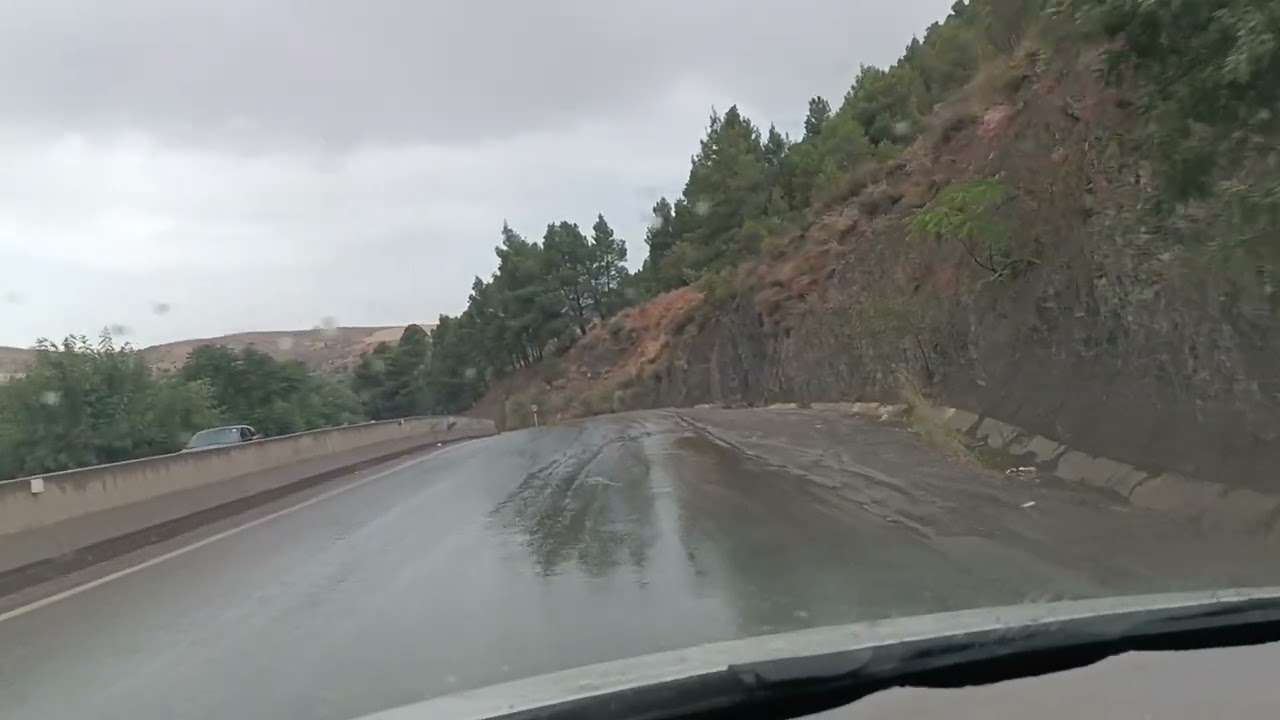 أمطار غزيرة اليوم في سطيف 🌧️ il pleut à Sétif