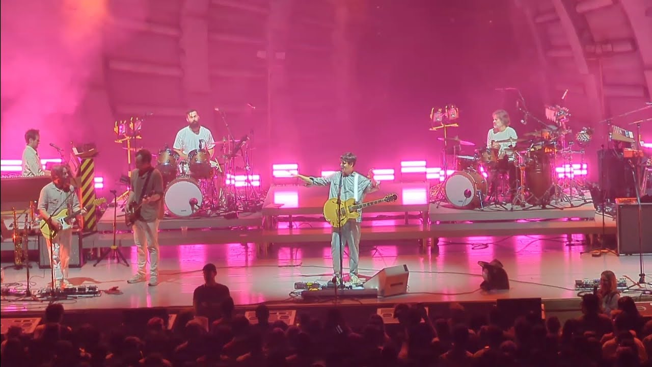 Vampire Weekend - Encore Requests & Walcott