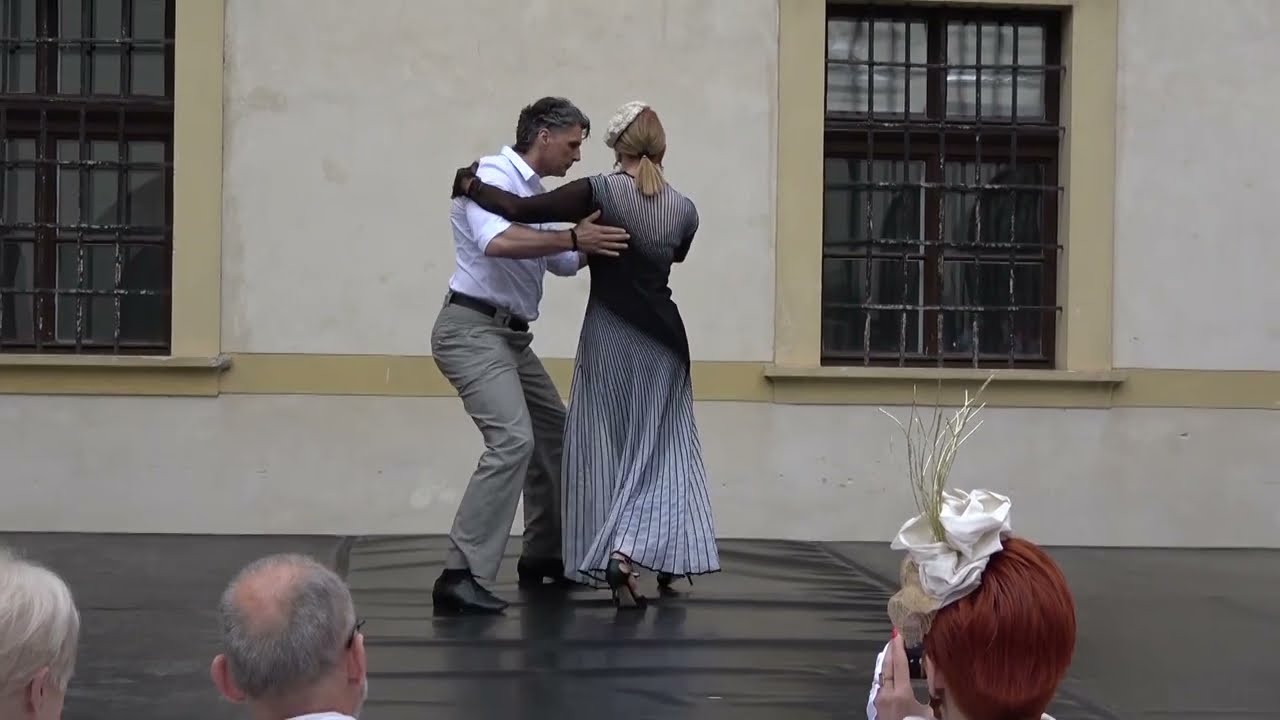 Miloš Krivokapić & Đurđa Tedeschi - Zagrebački solisti - Astor Piazzolla Oblivion