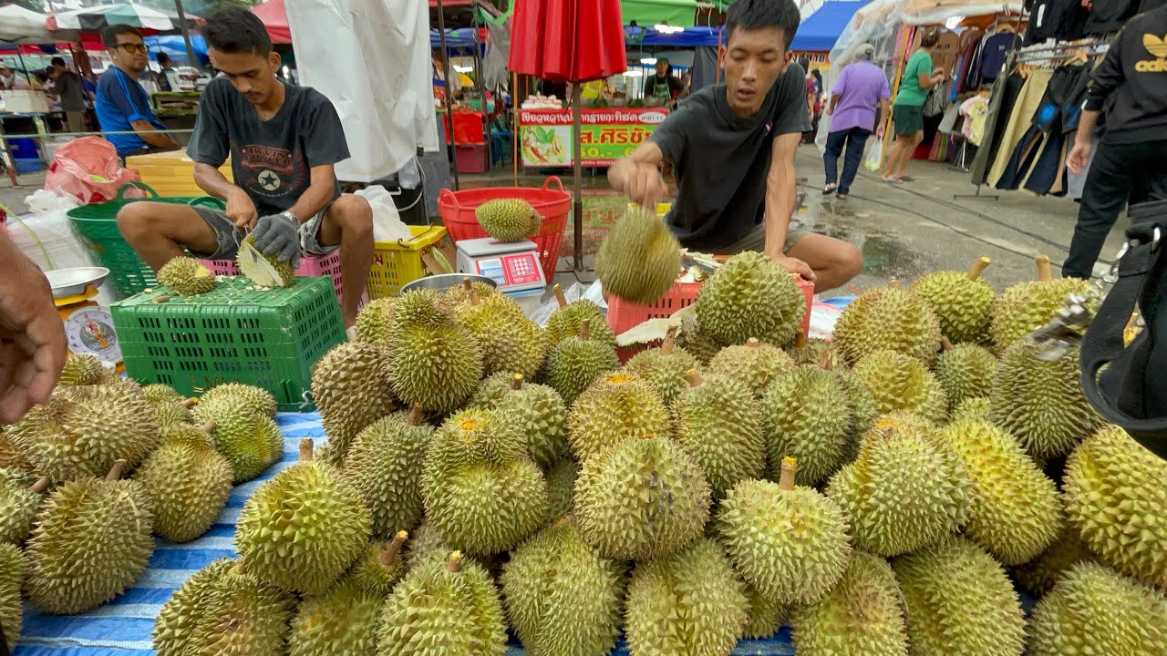 ปอกทุเรียนแบยง่ายๆมากๆ….‼️ซื้อเยอะๆมีแถมอีก…#ร้านทุเรียนคุณเบนซ์ #thailand #streetfood