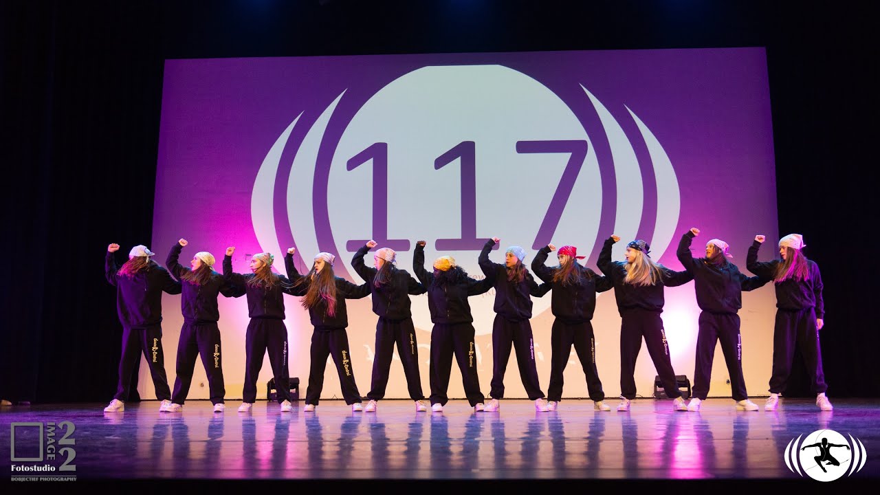 21-22 Qualifier 28 BE - DC Crew (Dance Control) / Introvert Little Simz