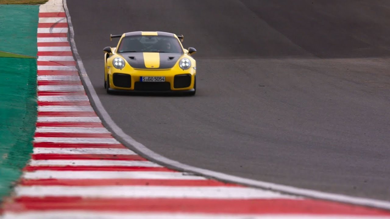 On the racetrack with the new 911 GT2 RS – Press drive in Portimão, Portugal.