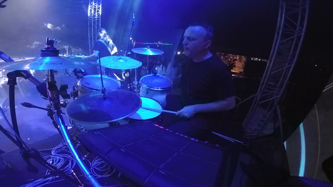 Simge ''Ben Bazen'' - Behsat Boran ''Drum Cam''