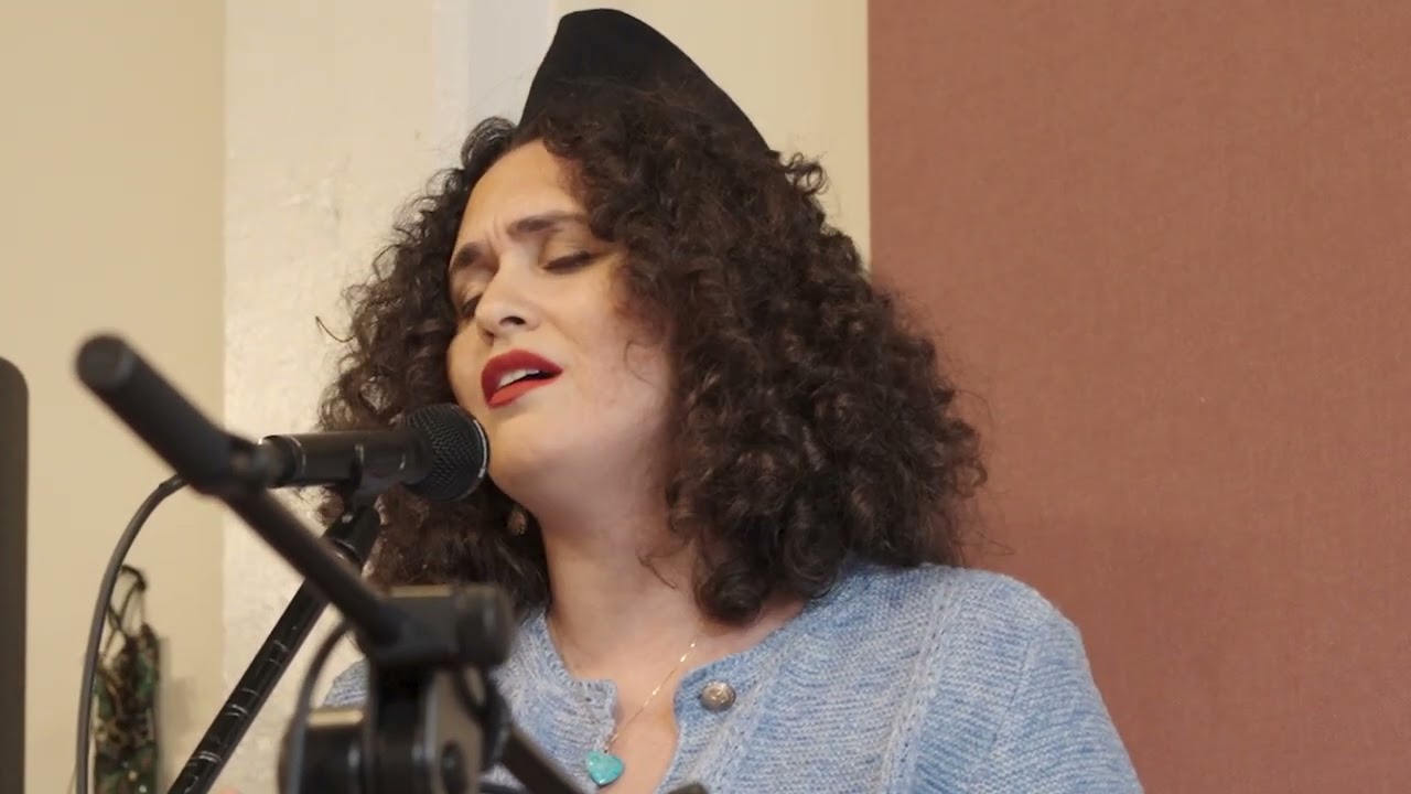 Zahra Ali: Maqam Hwezawi زهراء علي: مقام الحويزاوي | Iraqi Maqam live at Maqām Studio