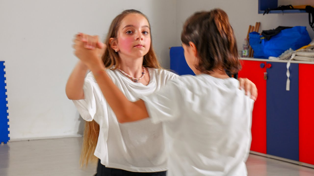Per Chi è Questa Sorpresa o Chi è Vero Ladro? Ep.8 St.2 Collegio di Danza 