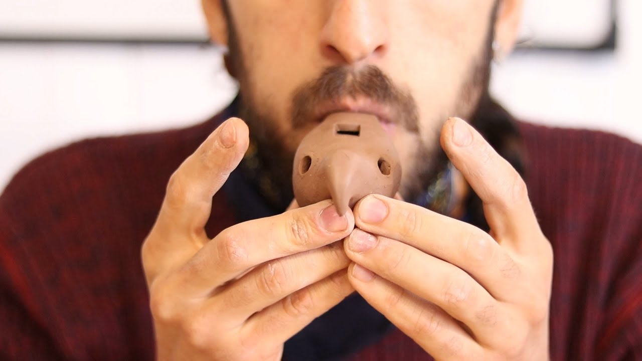 ¿Cómo construir un silbato de barro? / Construction clay whistle