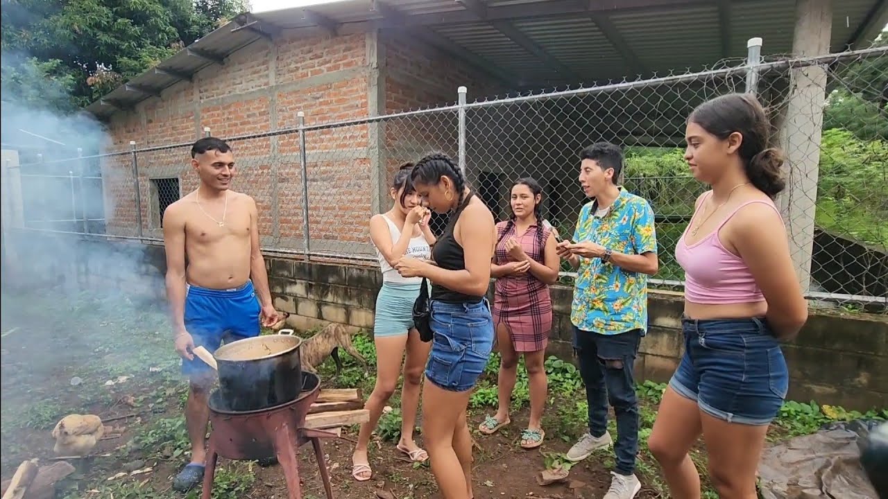 Esta ves la radio no aguanta más y le dise a la Erika que es la última que le perdona😱