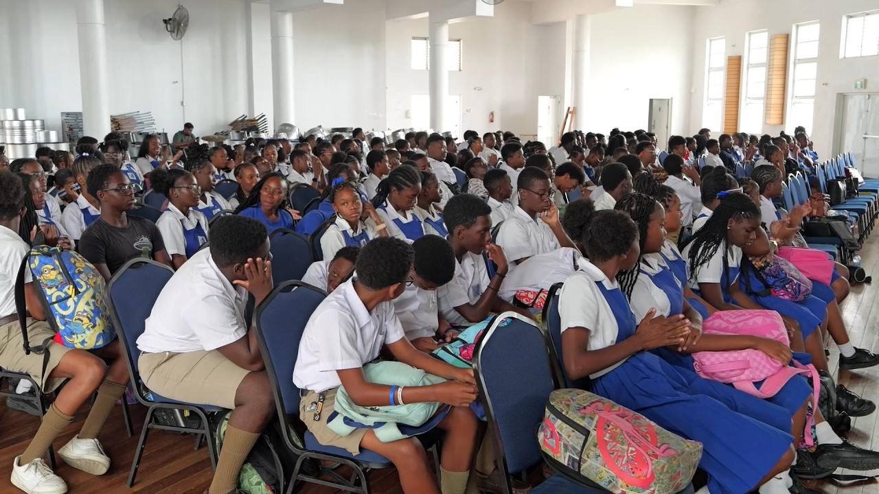 Students urged to rethink accounting as global career path