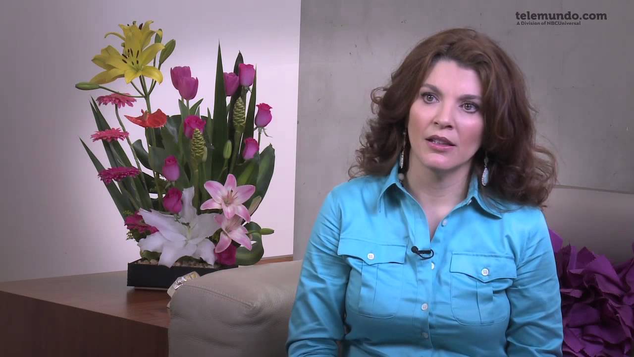 Alpha Acosta es Leticia en la telenovela La Impostora
