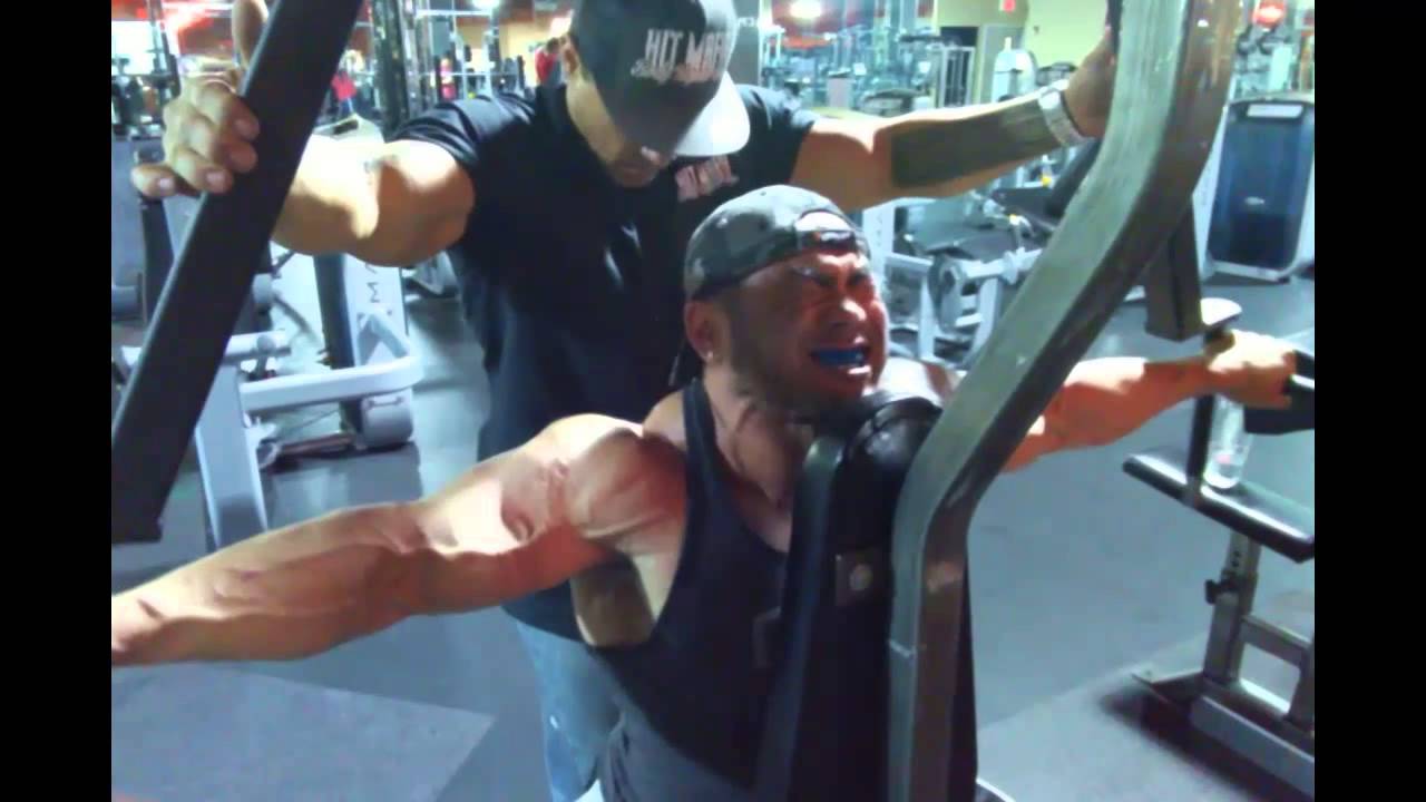 Training Hide Yamagishi during a Delt and Biceps workout!