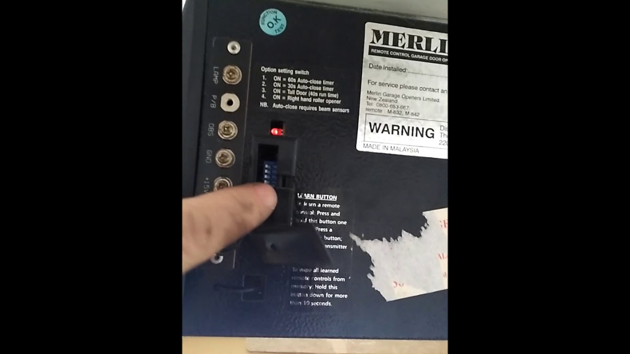 old merlin green button coded