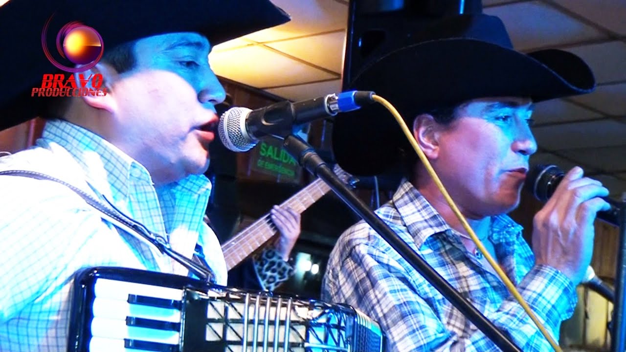 Los Rivales del Sur - La Mesera - COVER - VIDEO OFICIAL - EN VIVO - PARRILLADAS DONDE LA CUCA