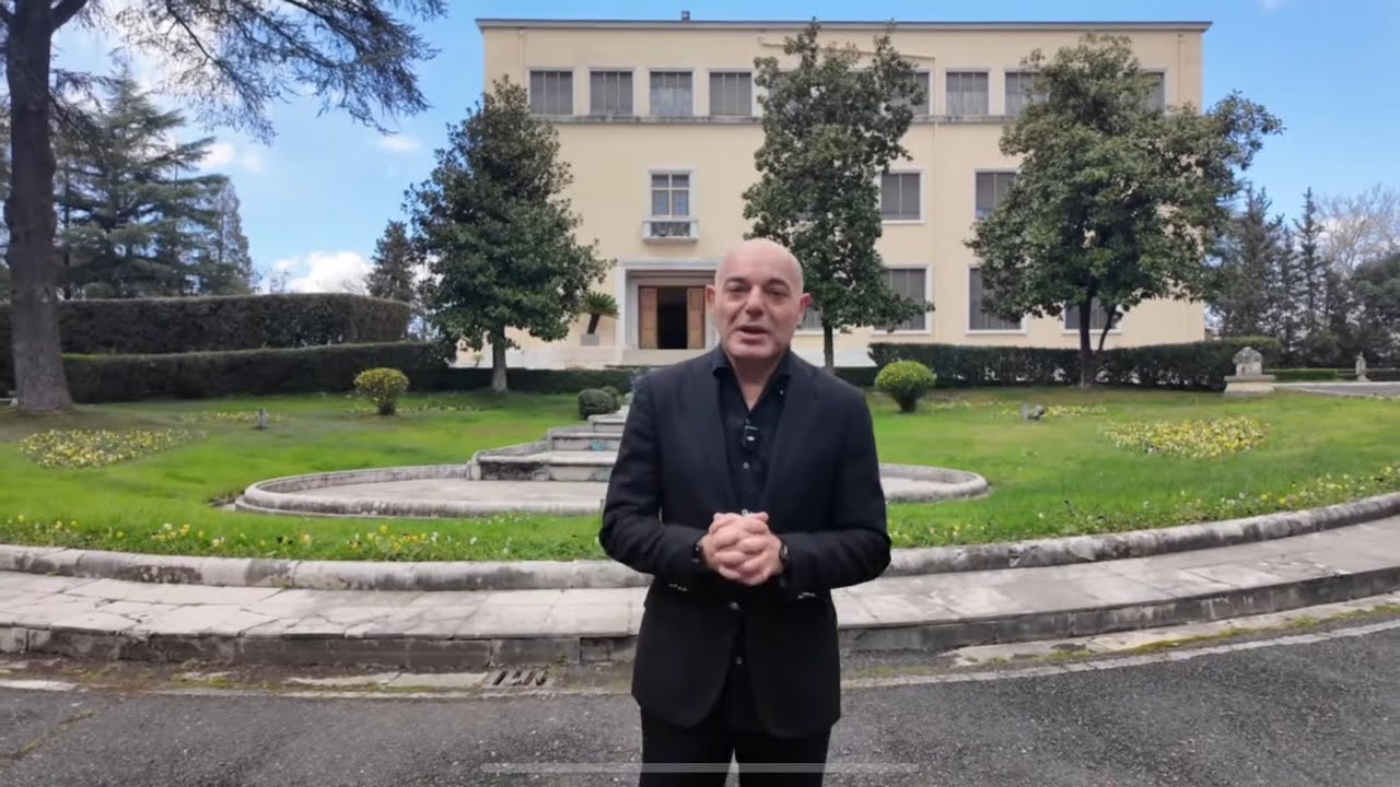 Blendi Fevziu | Ky eshte pallati mbreteror i Tiranes, nje tur brenda hapsirave perrallore. Pjesa 1
