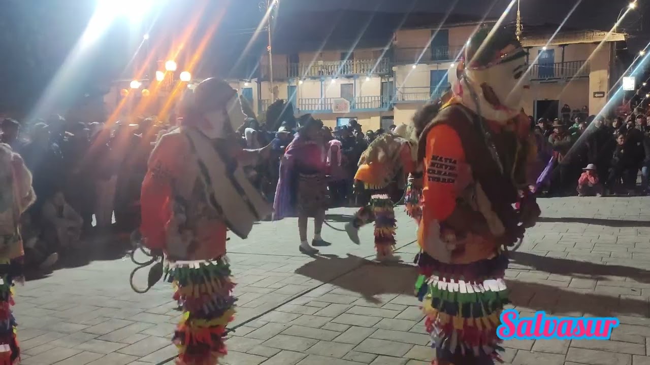 Chumpi llacctamanta Llamerokuna en Coracora // la octava