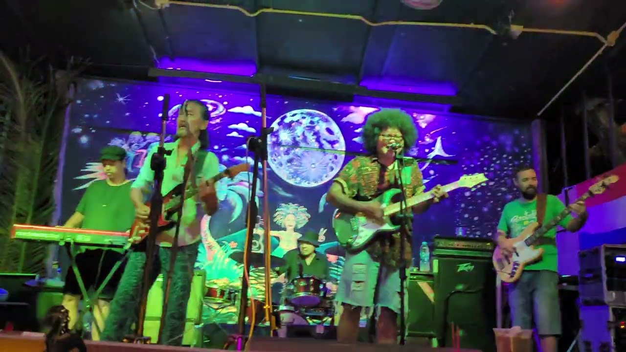Australian Hymn by Rasta Home Band at Manu Chao Concert.