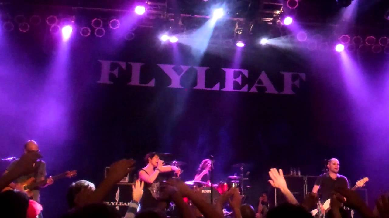 Flyleaf (with Kristen May)-All Around Me (Live) House of Blues Chicago 3/10/2013
