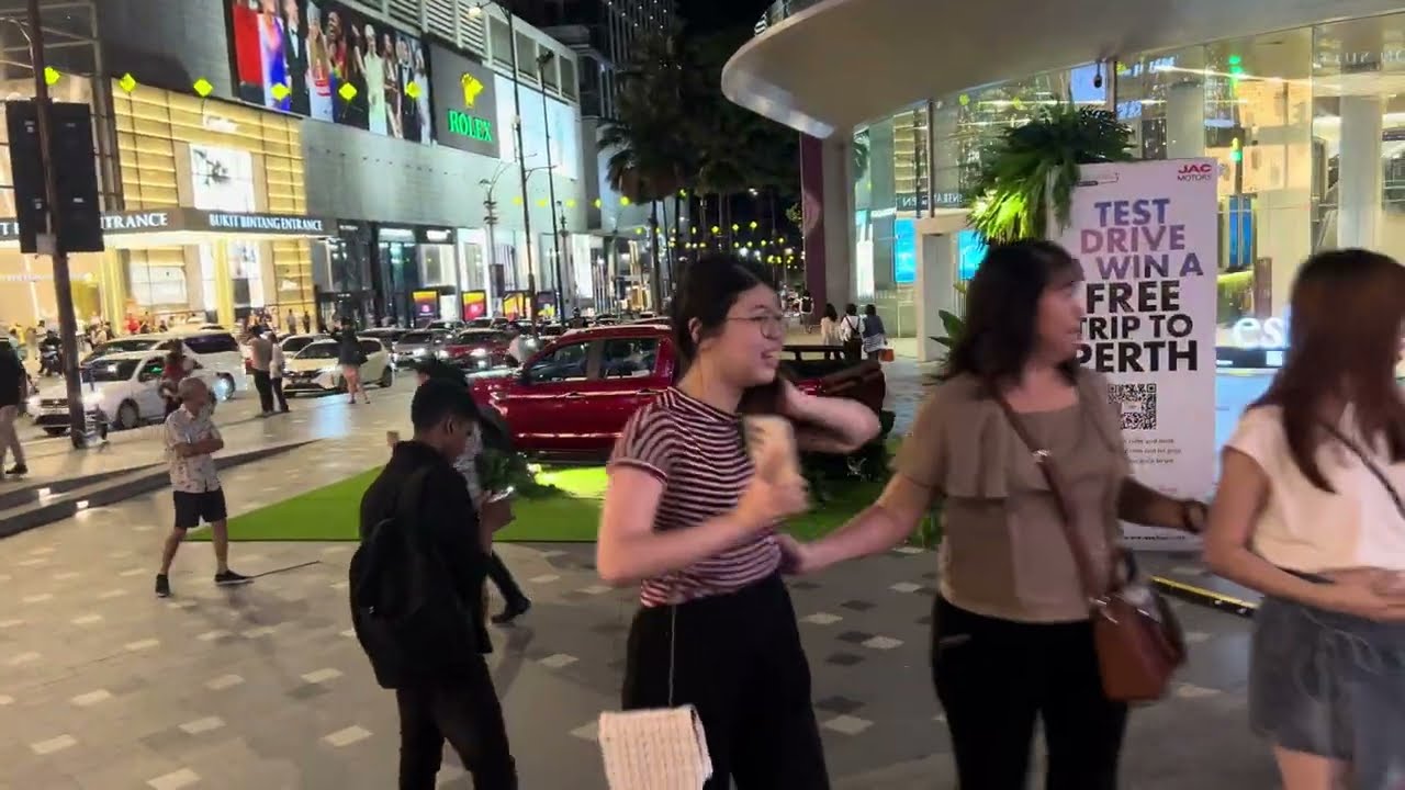 Bukit Bintang After Dark - Why Bukit Bintang Never Sleeps |