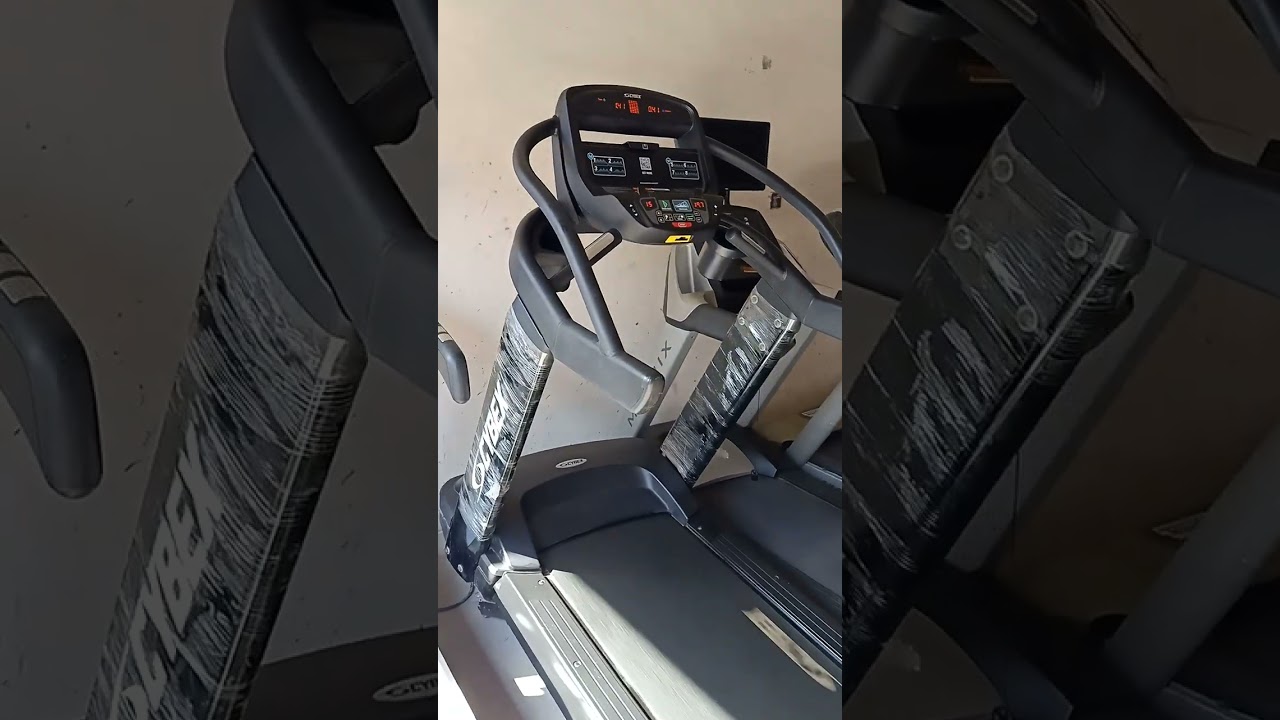 Cybex 525T Treadmill
