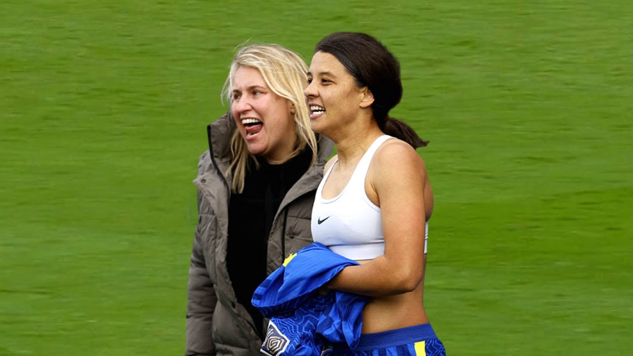 Crazy Goal Celebrations by Sam Kerr!