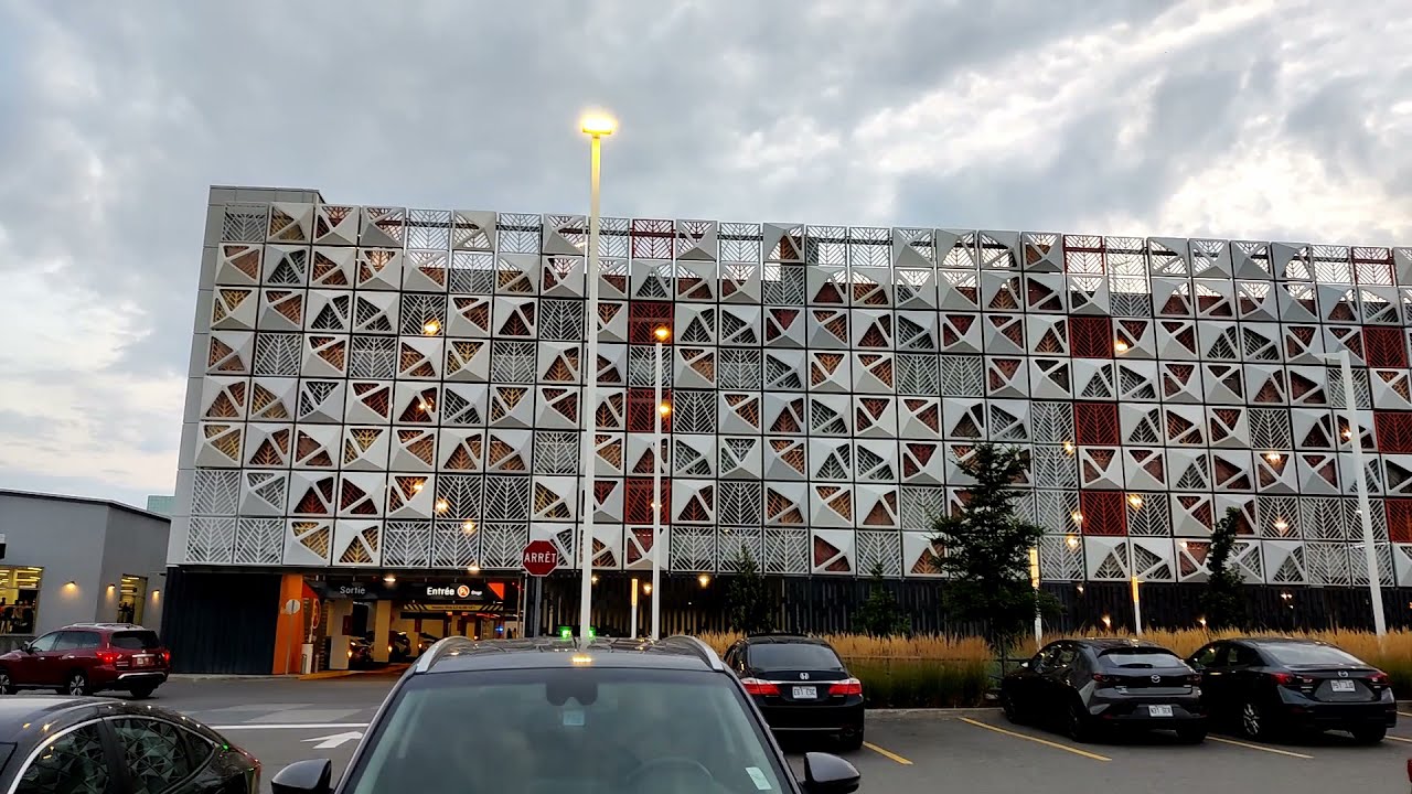 Drive in Quebec City, Laval University