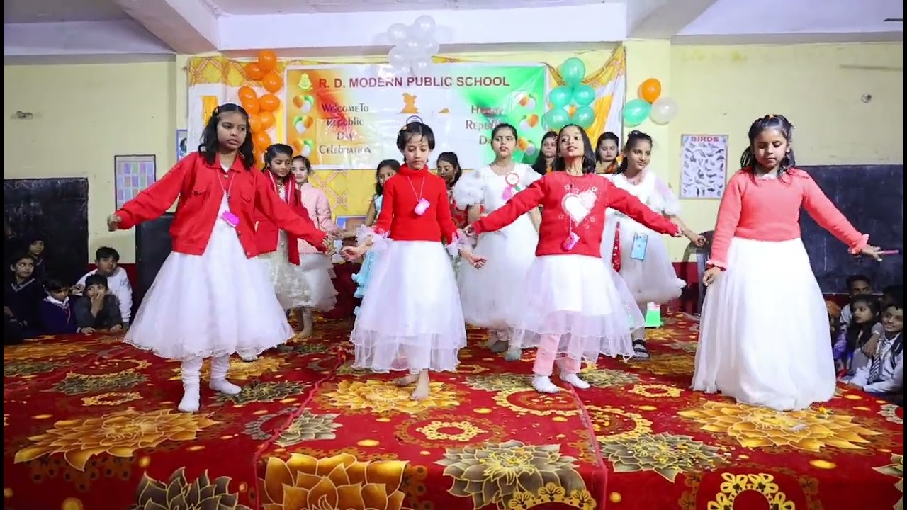 #trendingvideo #dance #mobile ke side effects dance or songs ke through bataya gya h #song 