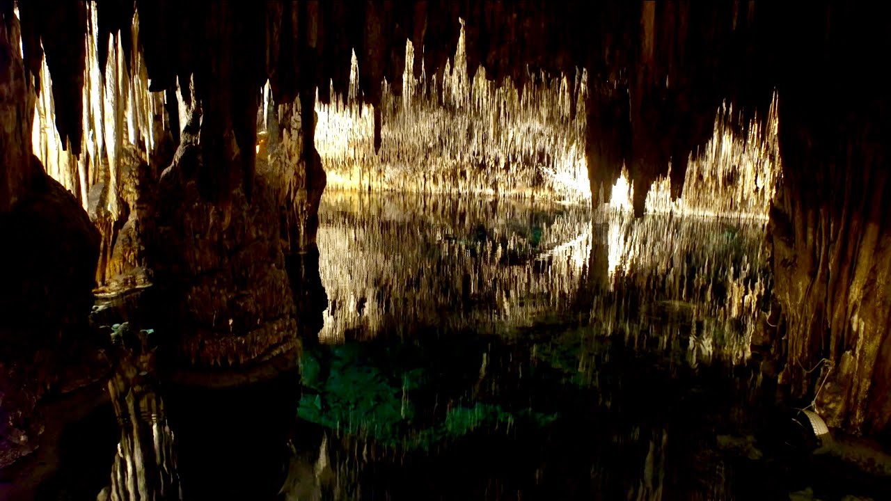 Relaxing Water Dripping Sounds / Resonating Dripping Sounds in Cave of Stalagmites and Stalactites
