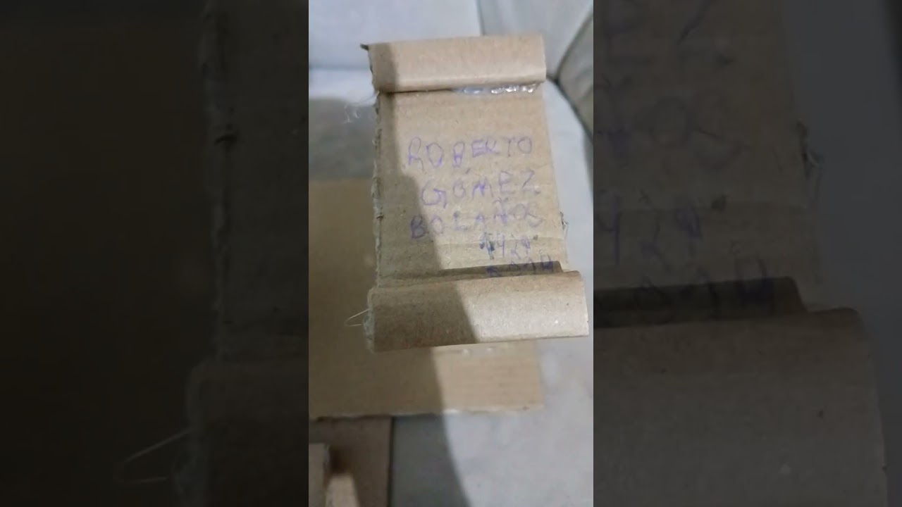tumulo do chaves de papelão. 🇲🇽🇲🇽🇲🇽🇲🇽😭😭