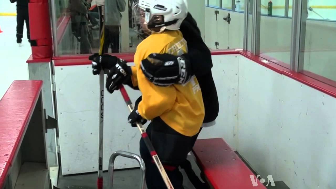 Special Ice Hockey Helps Players with Special Needs