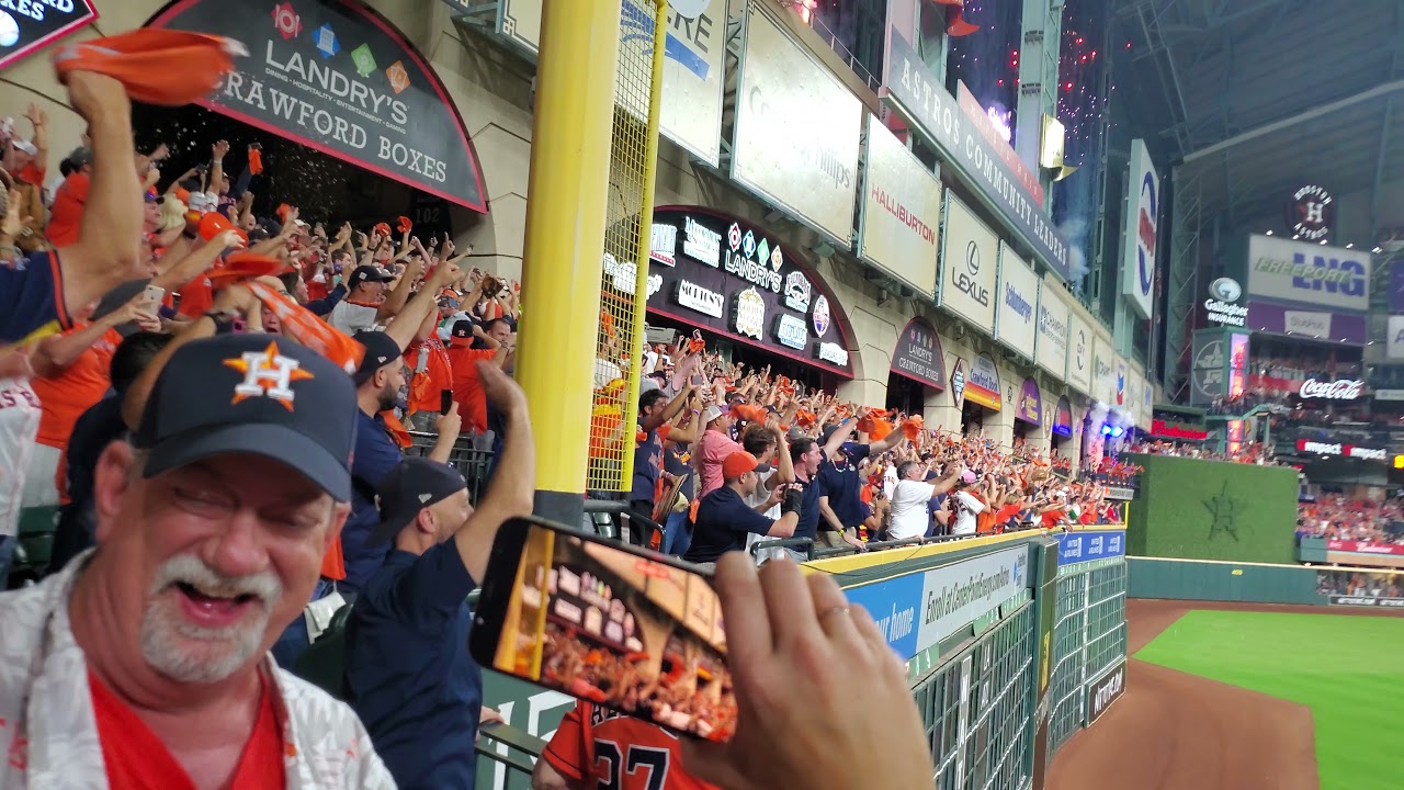 Astros defeat Red Sox to win the ALCS and advance to the World Series!