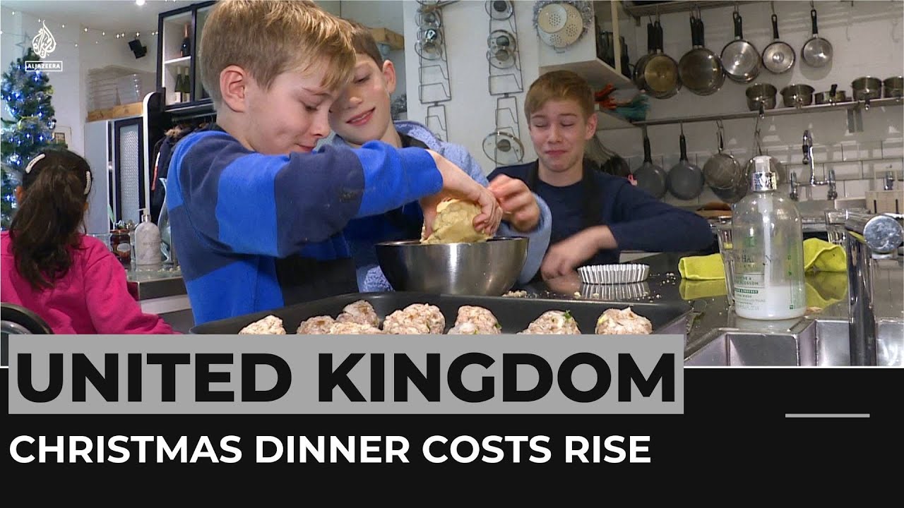 UK Christmas dinner costs rise as inflation bites