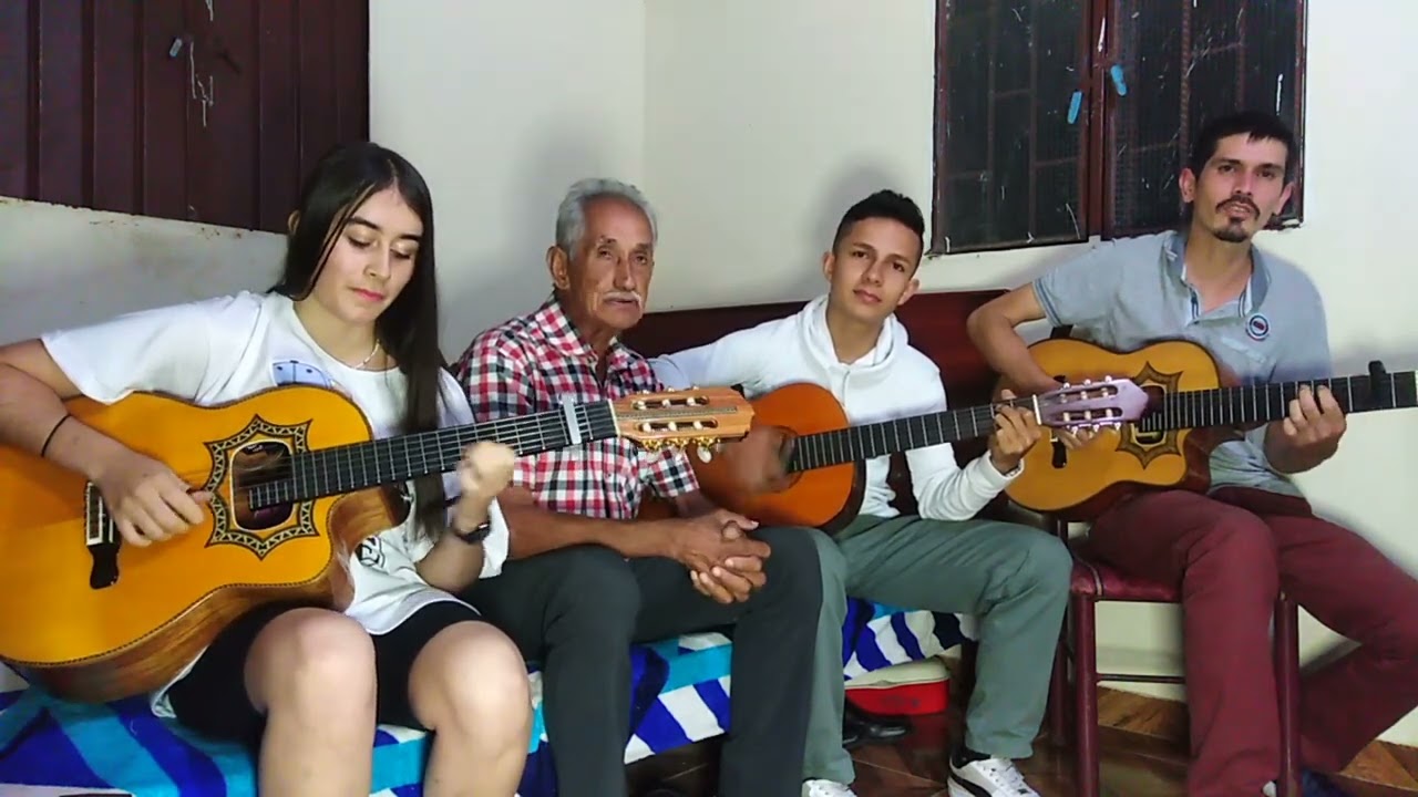 Corazón de piedra - Familia Bermùdez y  Edgard Giovanny Sánchez
