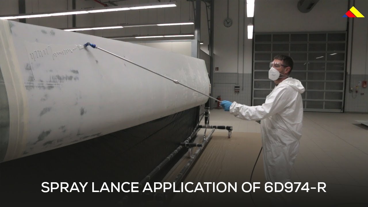 Fast and easy application of Bergopur Aqua Topcoat 6D974-R with a spray lance
